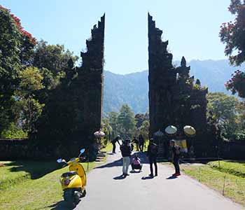 Handara Gate
